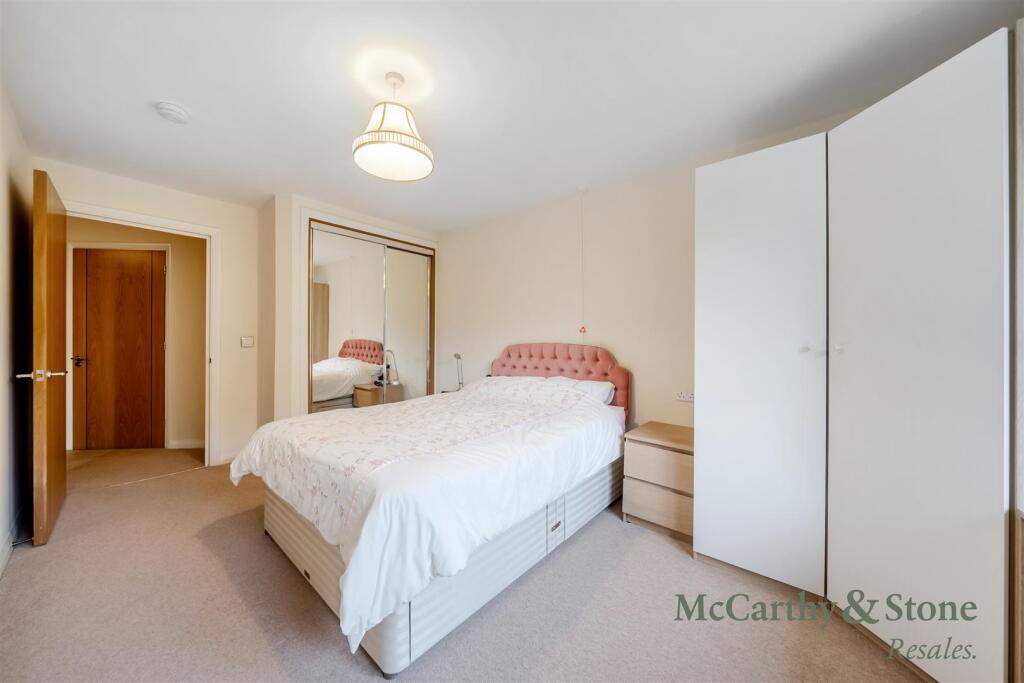 Apartment in Stockport - View 5