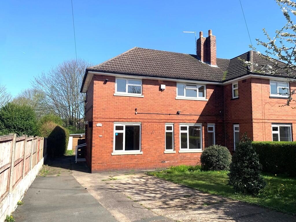 3-bed semi-detached on Woodshutts Street, Butt Lane, Stoke-on-Trent, ST7 1LD, £125,000