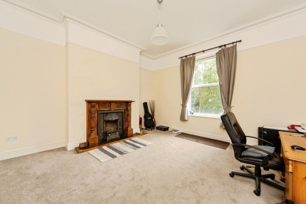 Apartment in Chester - View 3