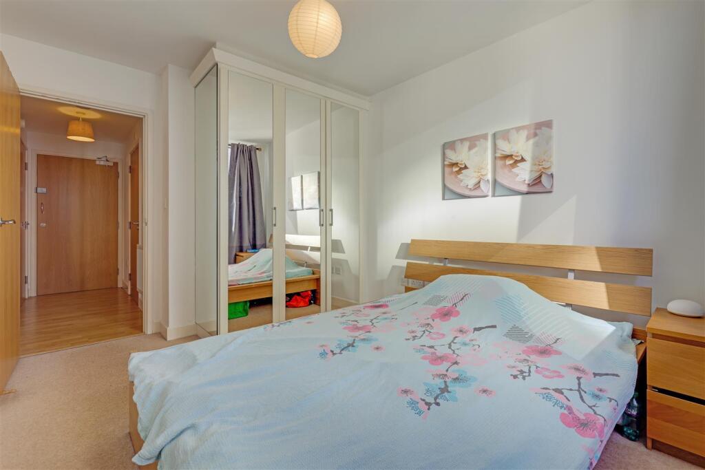 Apartment in London - View 4