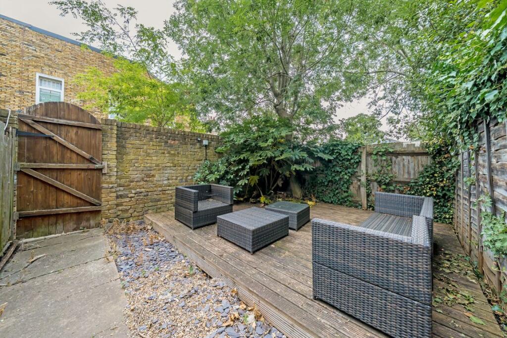 Apartment in London - View 4