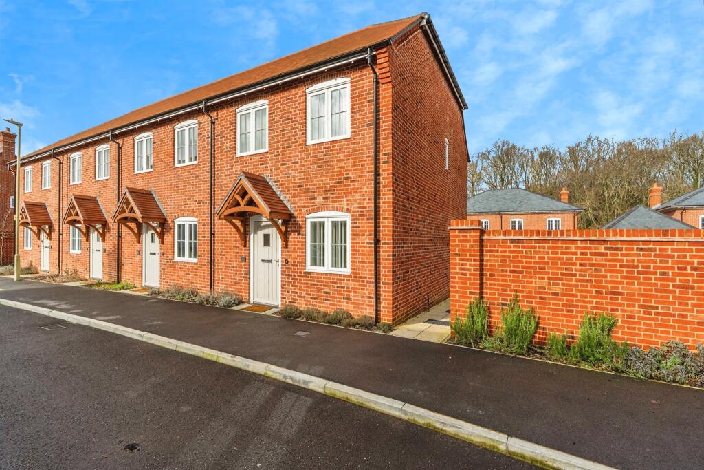 Main image of property: Keyes Street, North Baddesley, Southampton