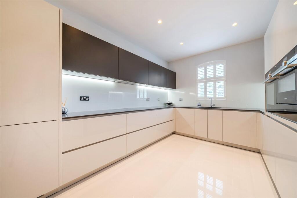 House in London - View 4