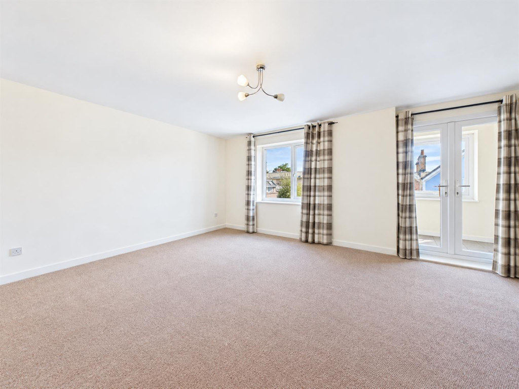 Apartment in Bristol - View 4