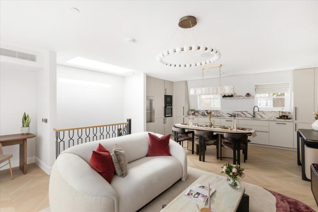 House in London, Kensington - More