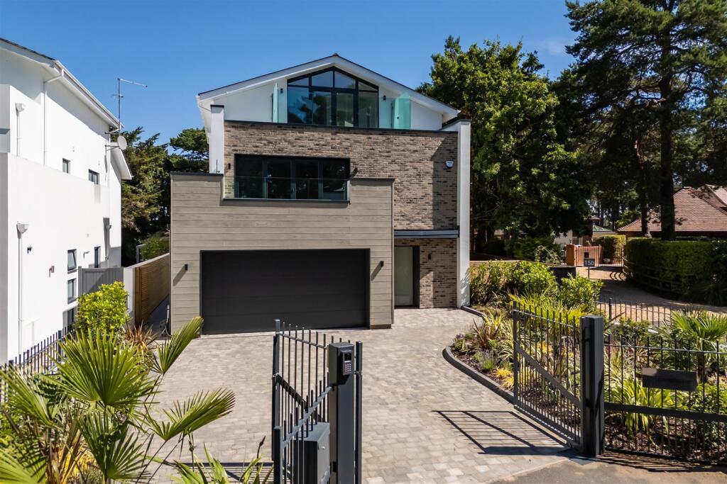 Main image of property: Crichel Mount Road, Evening Hill