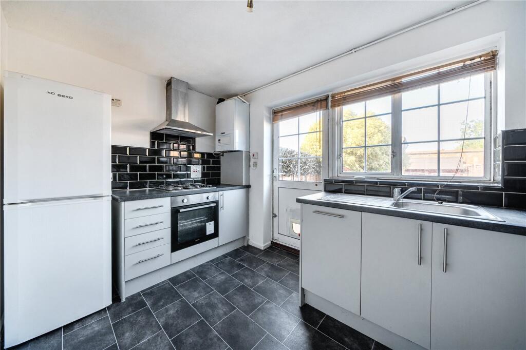 House in London - View 4