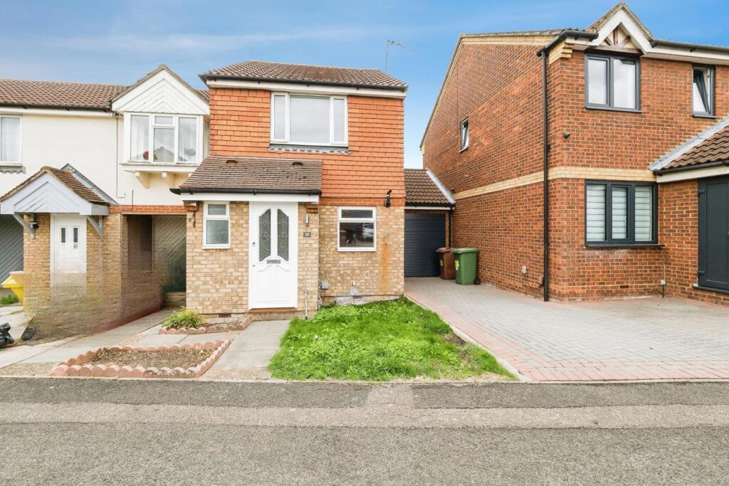 Main image of property: St. Michaels Close, Aveley, South Ockendon, Essex, RM15