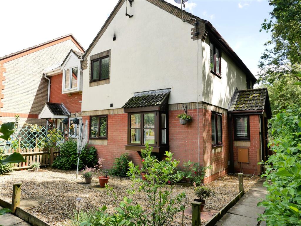 Main image of property: Saffron Meadow, Chilvester Park, Calne