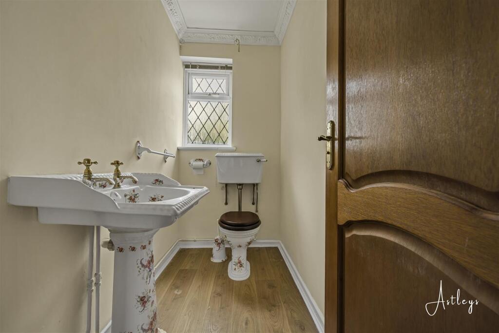 House in Newton, Mumbles - More