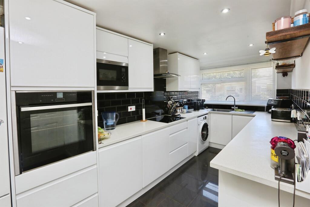 House in Gosport, Hampshire - View 2