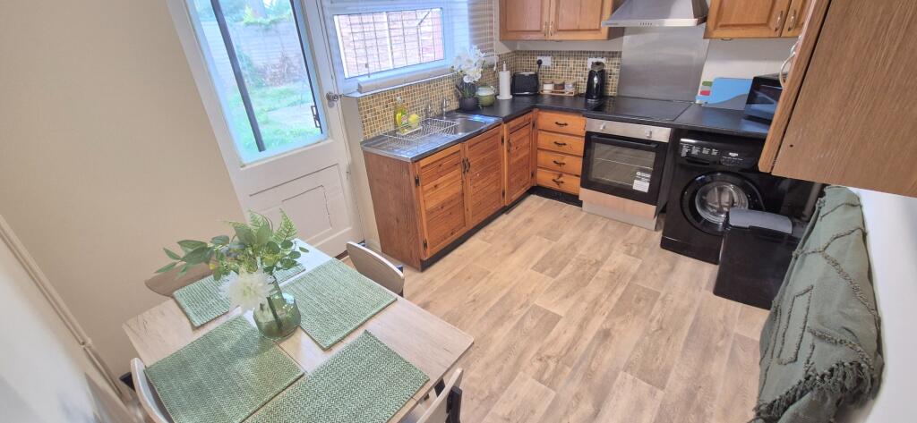 House in Rochester - View 5