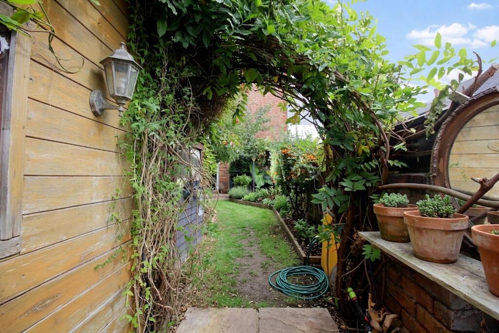 House in Leicester - View 4