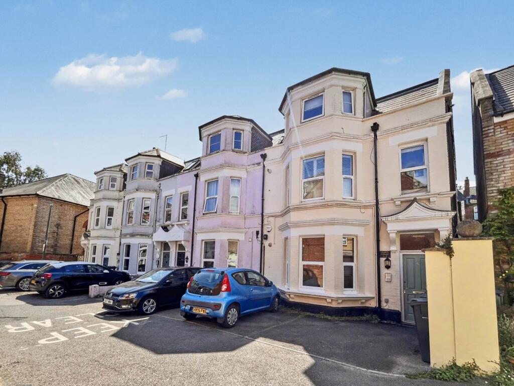 Main image of property: Eldon Place, Westbourne * Studio Apartment*