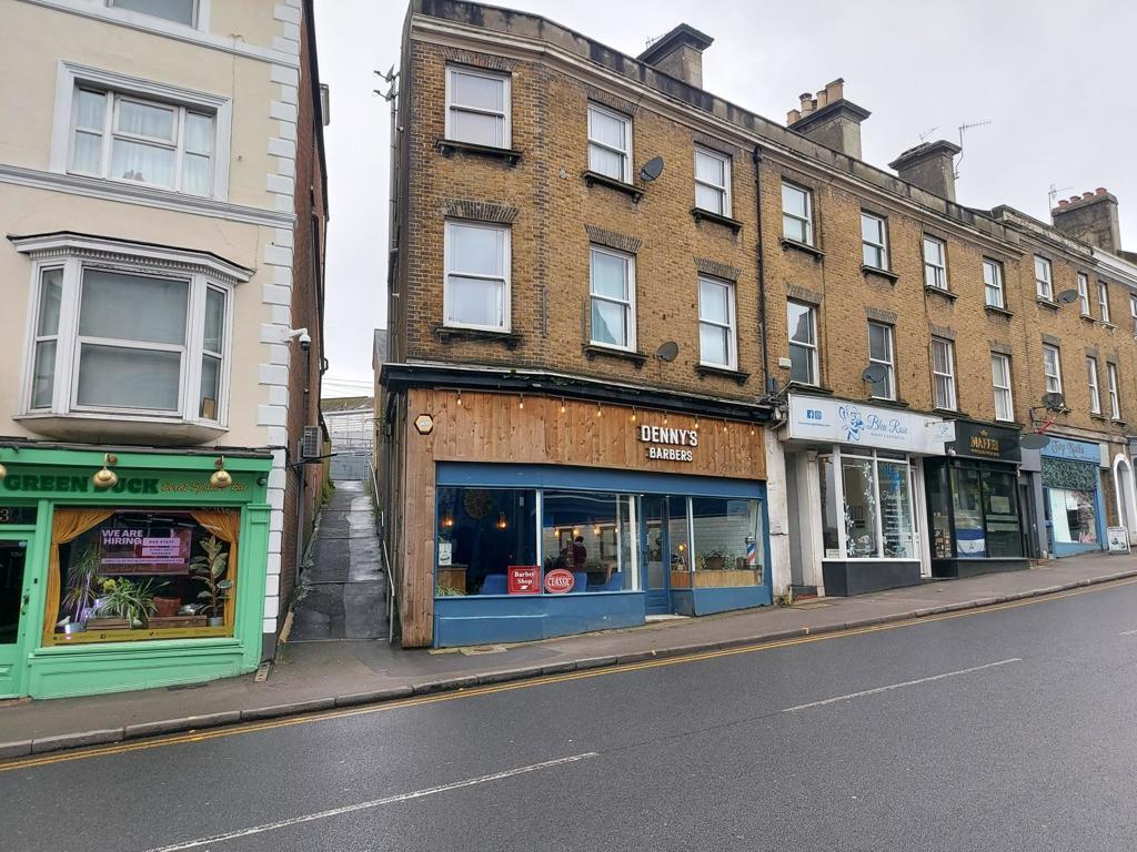Main image of property: 55-57 Grosvenor Road, Tunbridge Wells, Kent, TN1 2AY