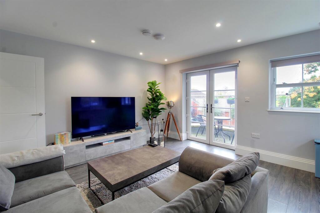 Additional image 11 of Bell Lane, Brookmans Park