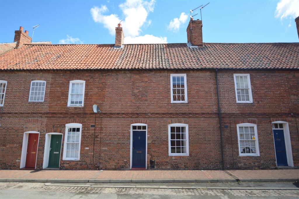 Main image of property: Mill Lane, Newark