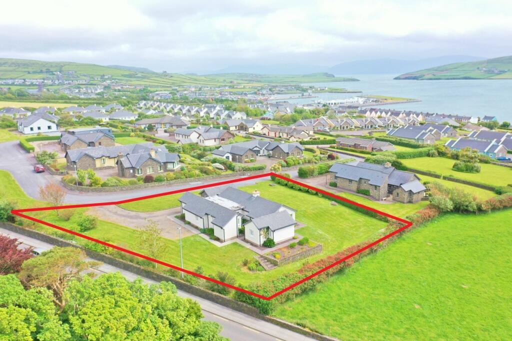 Main image of property: 1 Barr Na Coille, Dingle, Co. Kerry, V92HH98