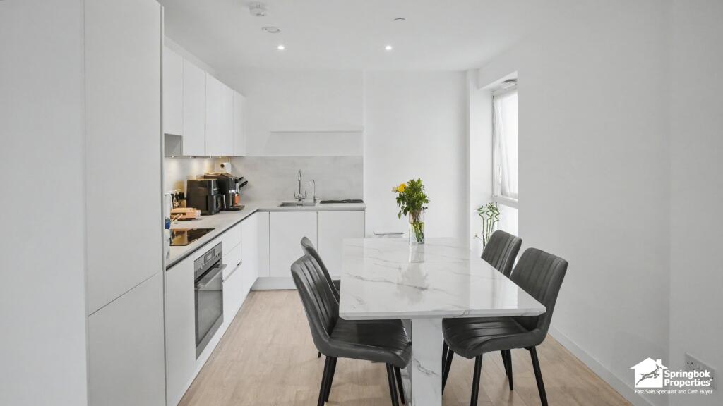 Forastero House, 24 Farine Avenue, Hayes, Greater London - View 4