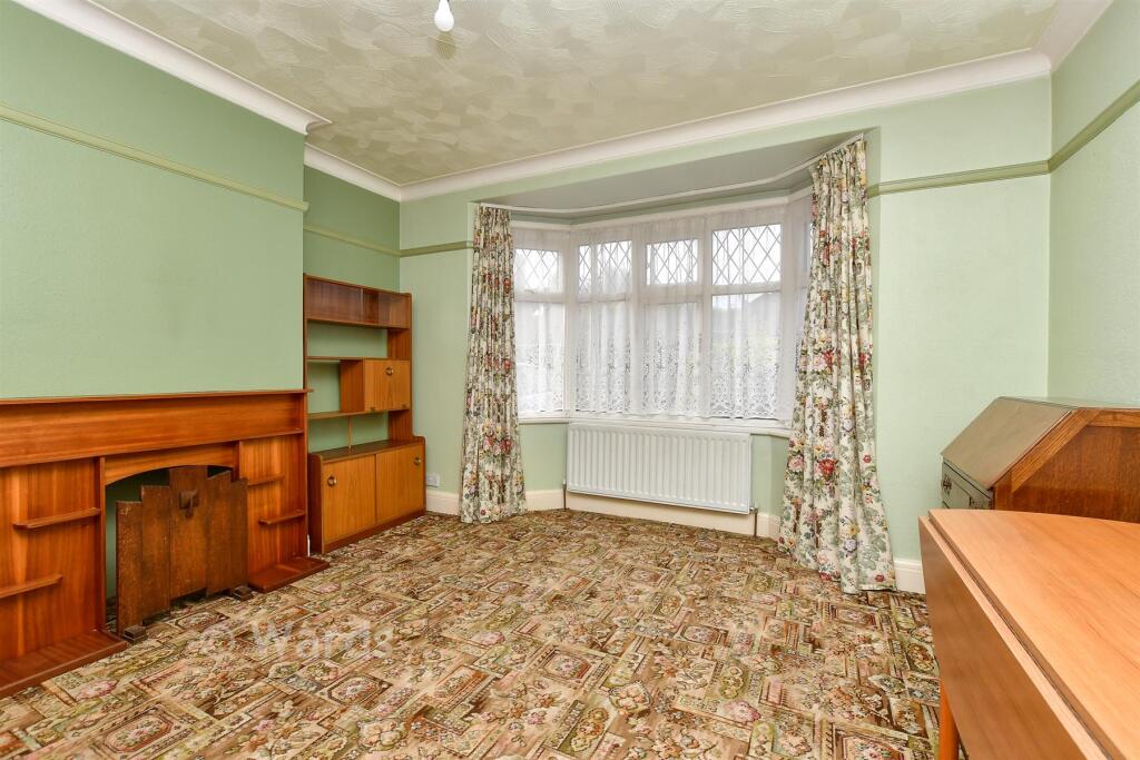 House in Gillingham, Darland - View 4