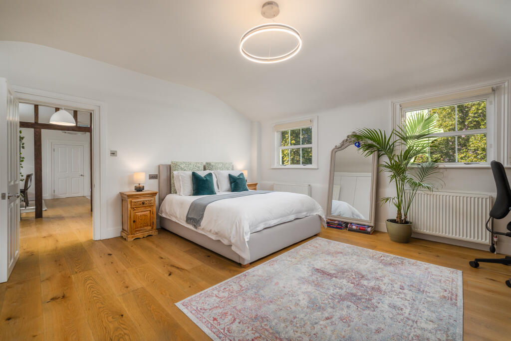 Apartment in London, Paddington - View 5