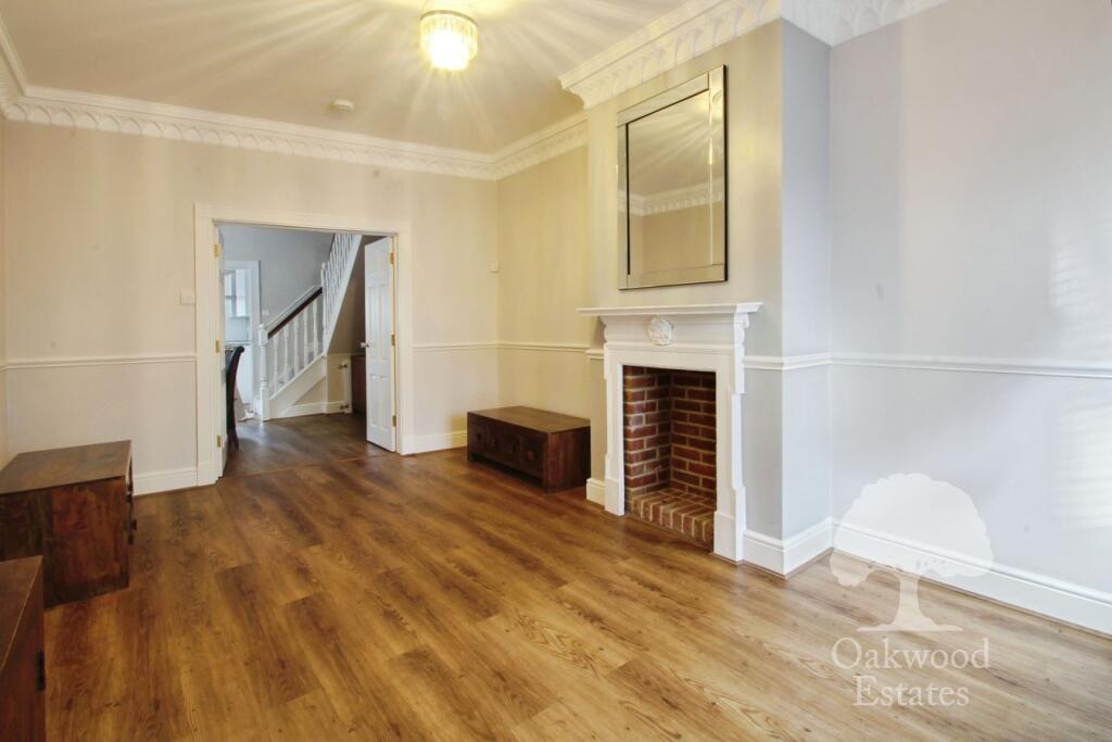 House in Slough - View 5