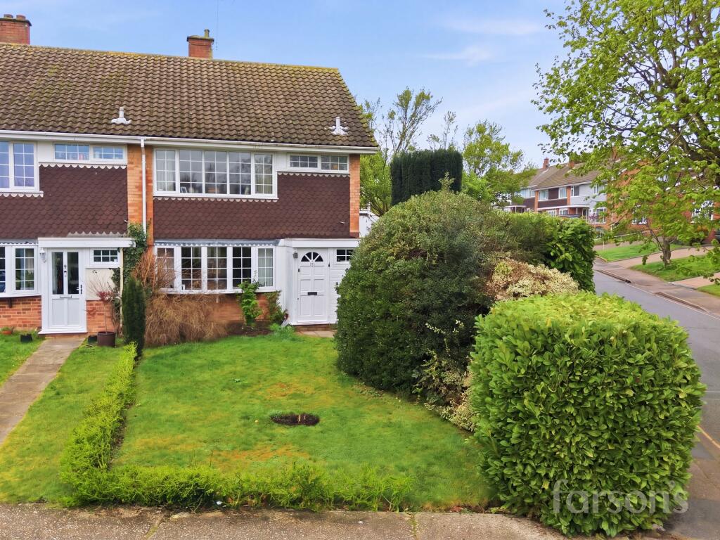 3-bed terraced on The Furlongs, Ingatestone, CM4, £530,000