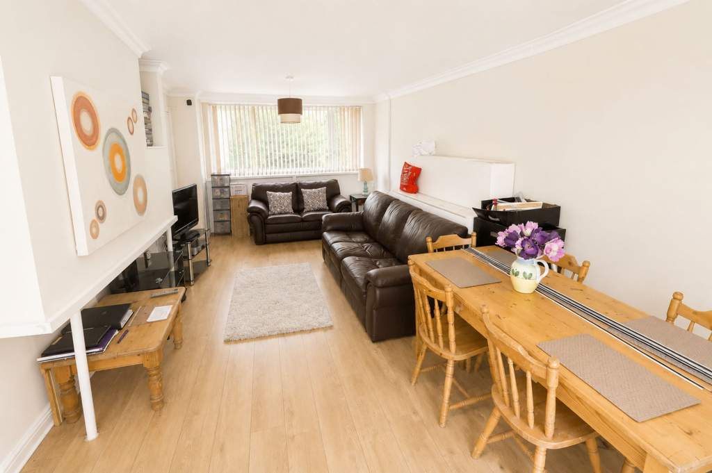 House in Dacorum, Hertfordshire - View 4