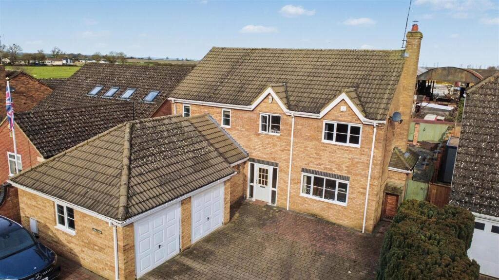 Main image of property: Long View, Clopton, NN14