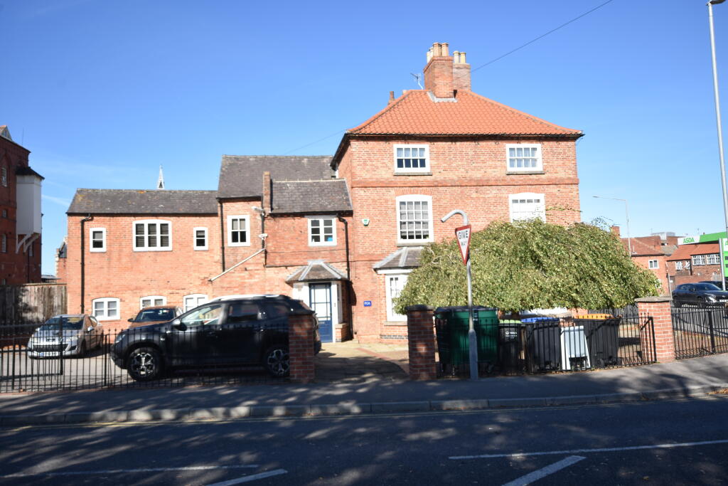 Main image of property: London Road, Newark On Trent, Nottinghamshire