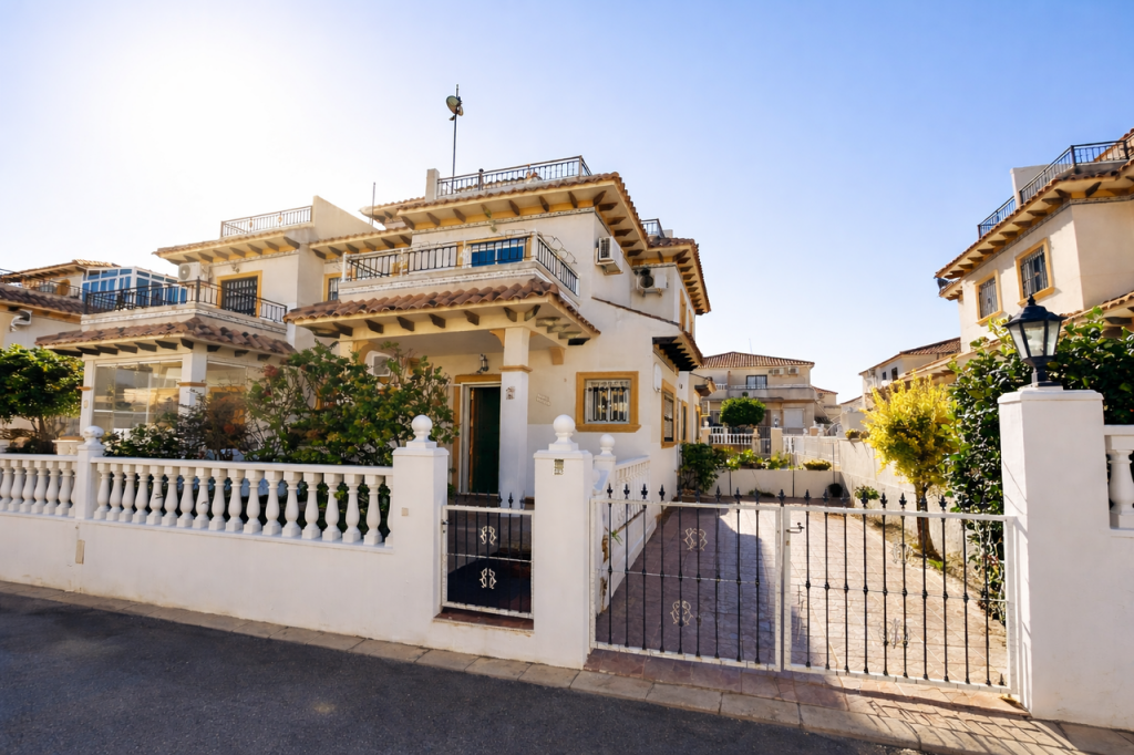 Main image of property: Valencia, Alicante, Cabo Roig