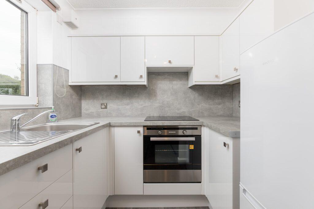 Apartment in Glasgow - More
