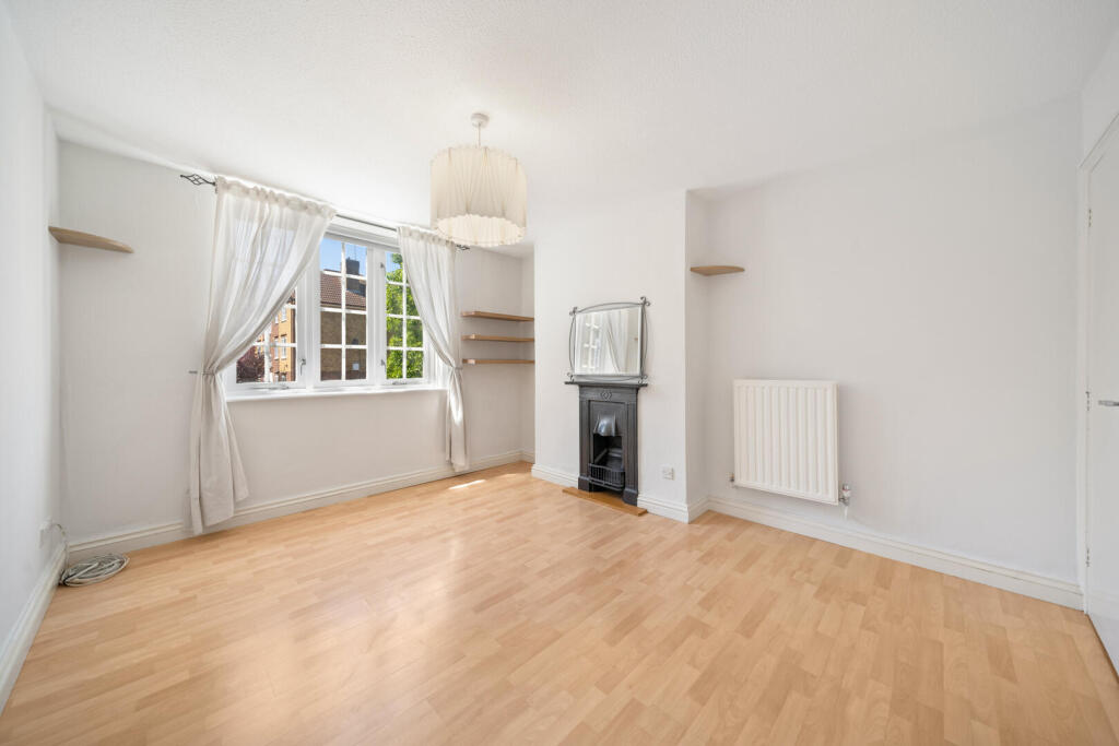 Main image of property: Waterloo Court, Frogmore, SW18