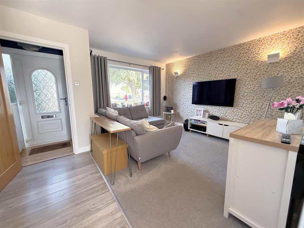 House in Melton, Bottesford - View 5