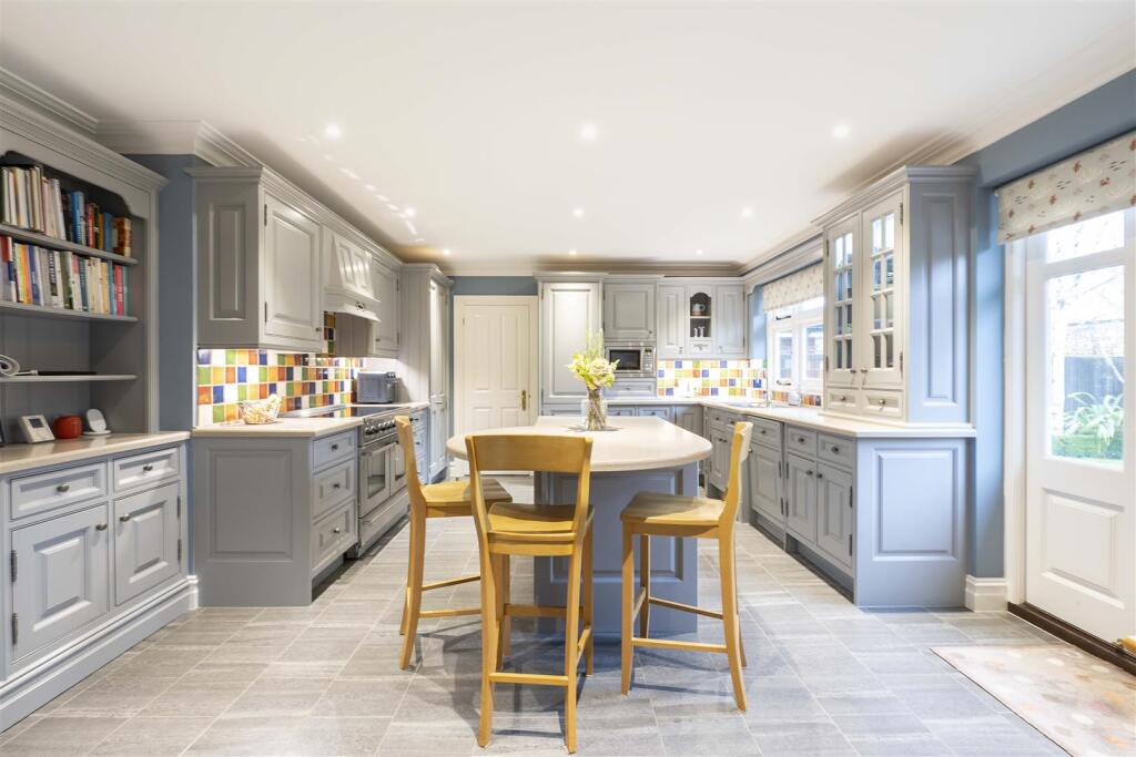 Maple Road, Harpenden photo 3