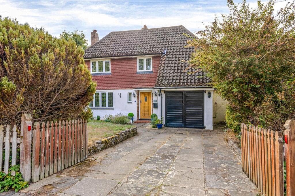 Main image of property: Holmlea Road, Goring, Reading, Oxfordshire, RG8