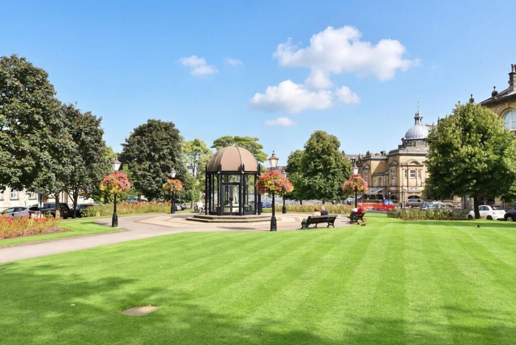 Apartment in Harrogate - More