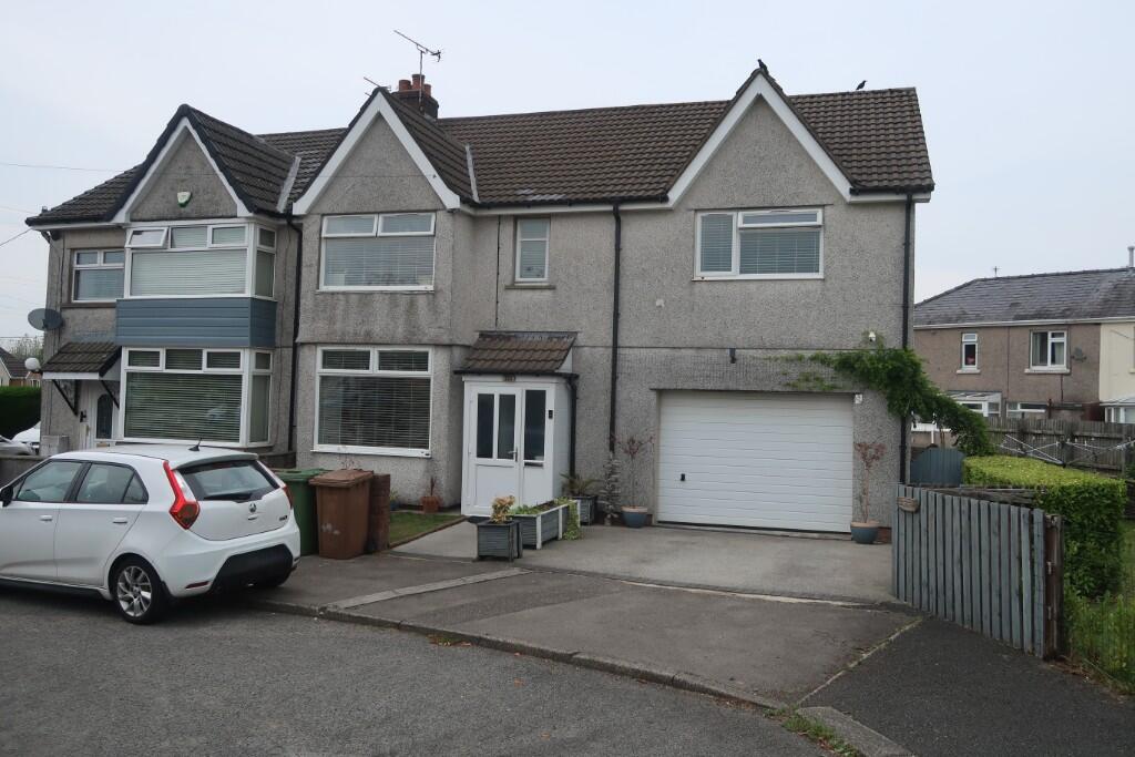 Main image of property: Bedwellty Road, Cefn Fforest, Blackwood, Caerphilly (County of), NP12