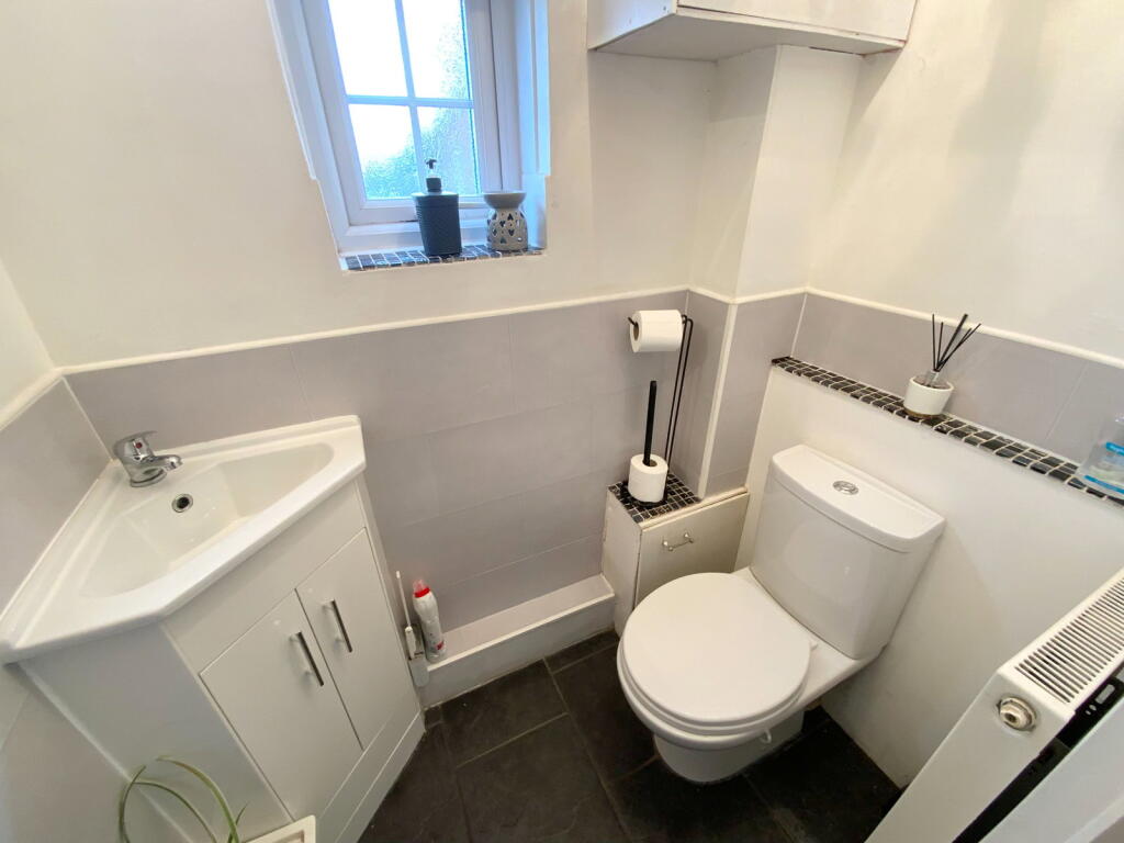 House in Dudley, West Midlands - View 5