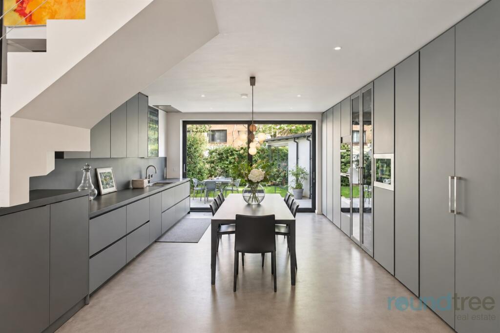 House in London, Childs Hill, Golders Green - View 5
