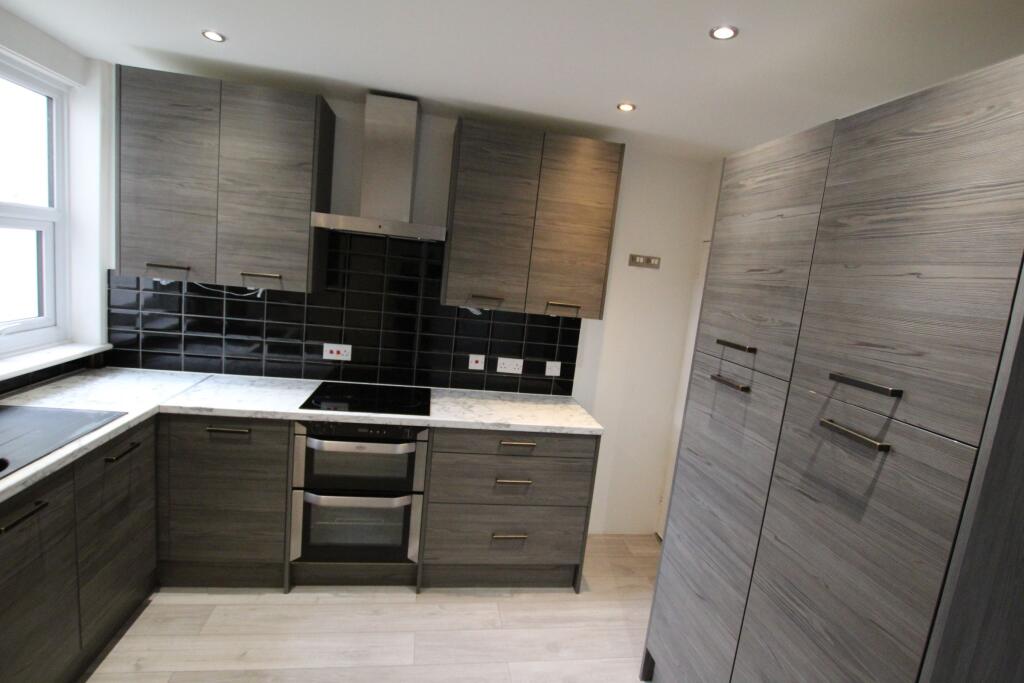 House in Rochester - View 5