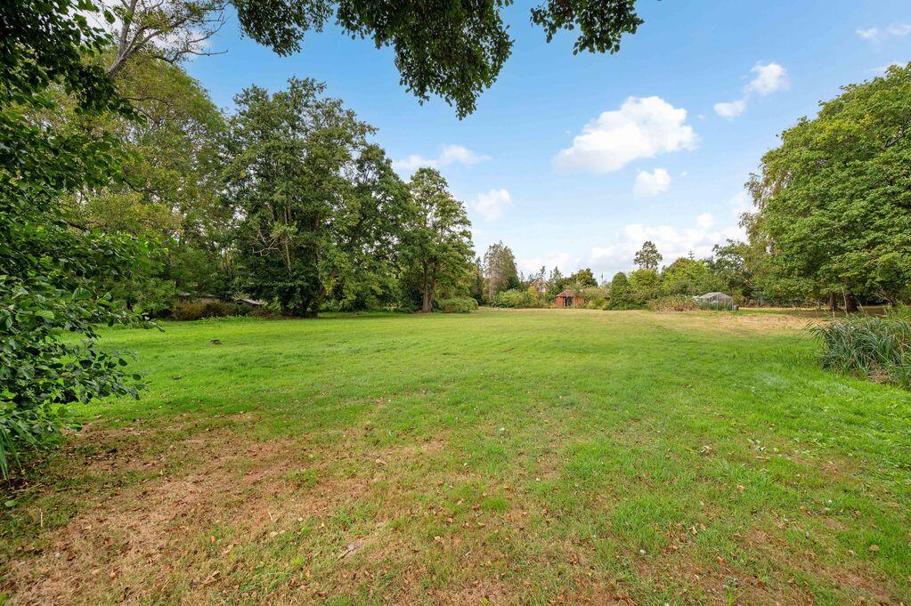 House in Chichester, Fishbourne - View 4