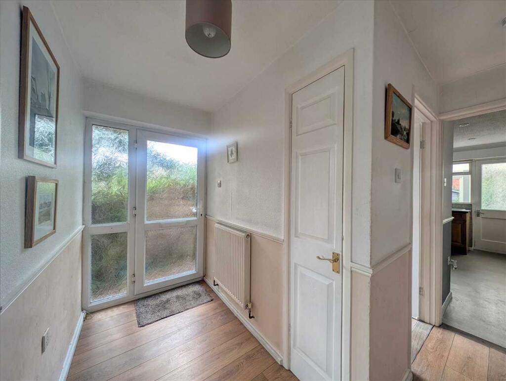 House in Brightlingsea - More