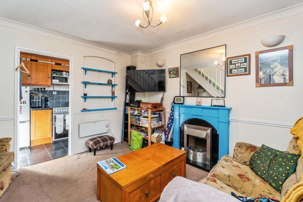 Kingsley Gardens, West Totton, Southampton, Hampshire, SO40 photo 4