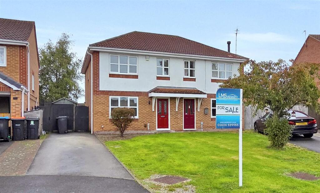 3-bed semi-detached on Millbrook Close, Winsford, £216,950