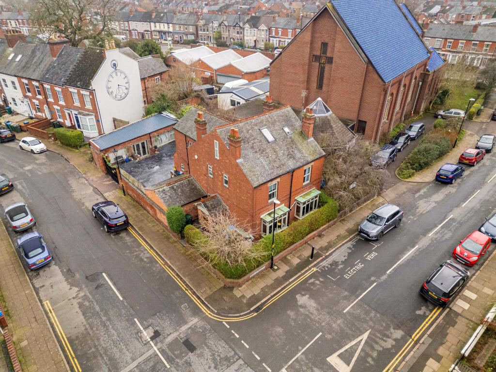 The Vicarage, Craven Street, Chapelfields, Coventry photo 3