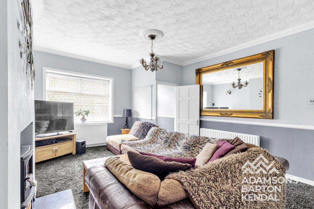 House in Oldham - View 4