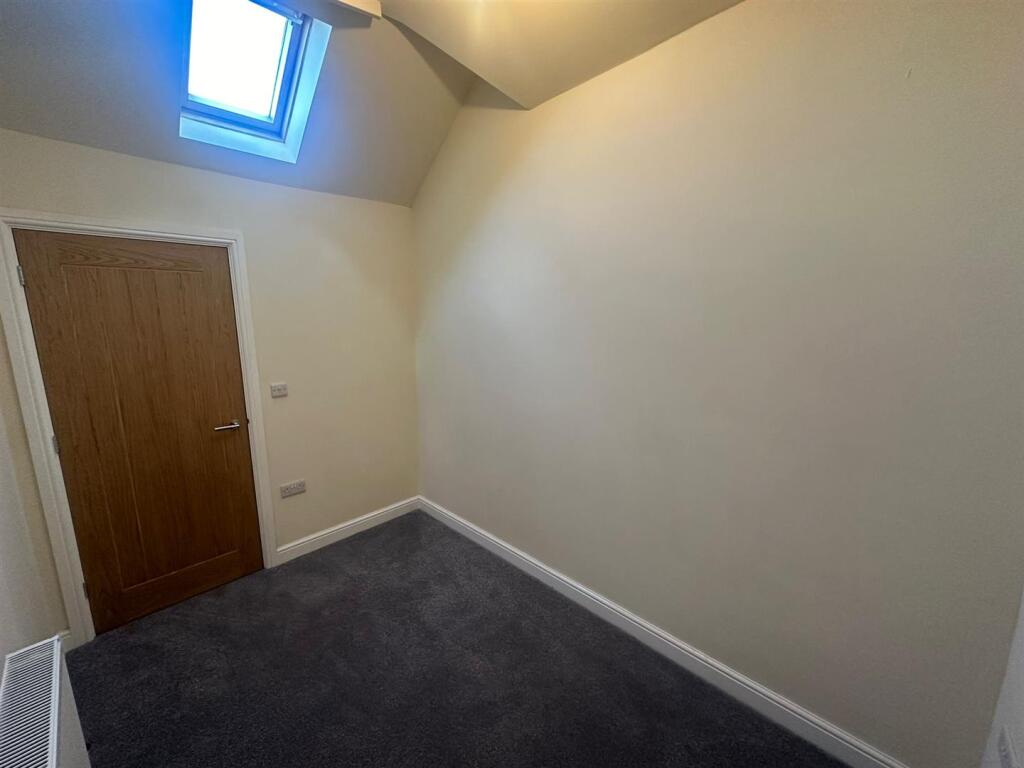 Additional image 11 of Oakworth Road, Keighley