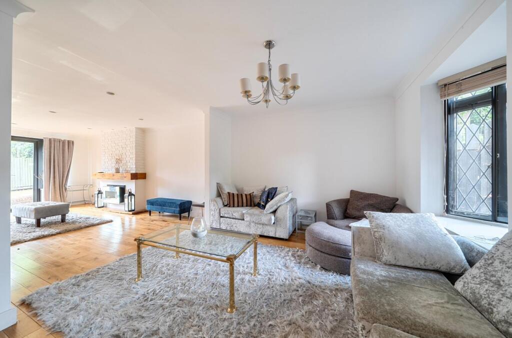 House in Harrow - View 4