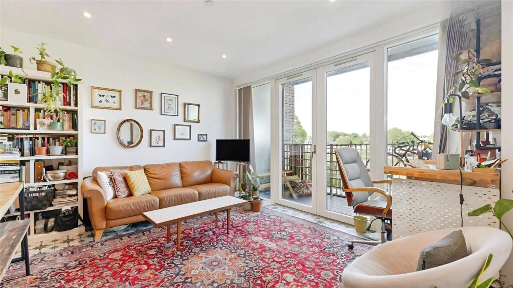 Goodwood Road, London, SE14 photo 2